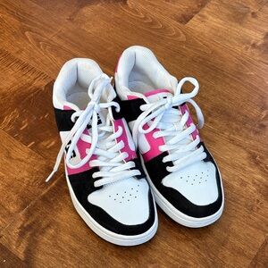 DC Black, Pink, and White Skate Shoes
